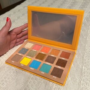 Jeffree Star Cosmetics Thirsty Eyeshadow Palette. NIB- Never swatched.
